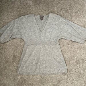 Kenar Heather Light Gray V-Neck Women's Sweater